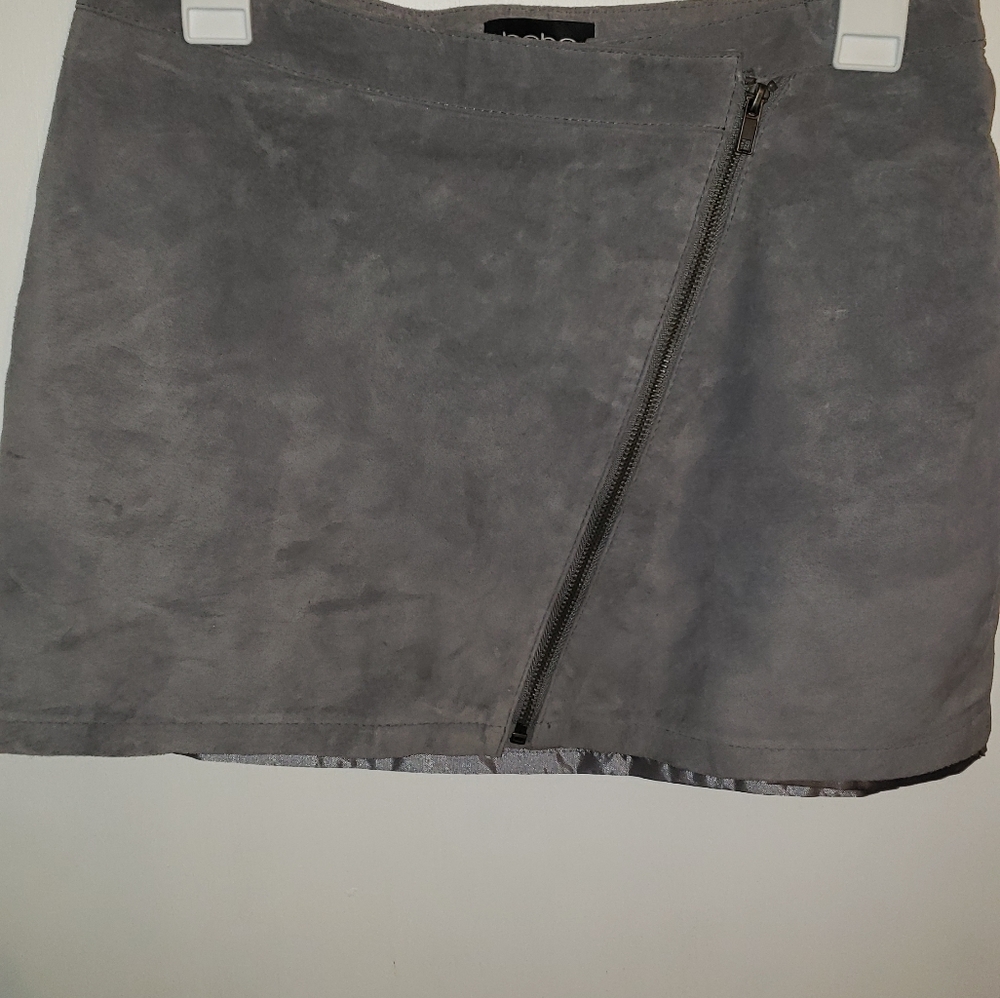 Bebe suede zip mini skirt